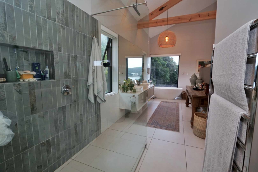 4 Bedroom Property for Sale in Stilbaai Wes Western Cape